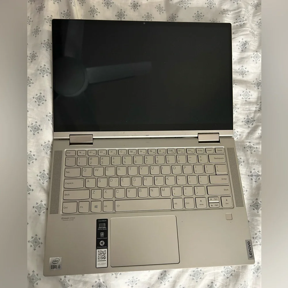 lenovo yoga c740 14”